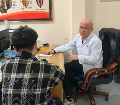 洛阳市|男科医师高朋磊：守护男性健康，专业男科诊疗